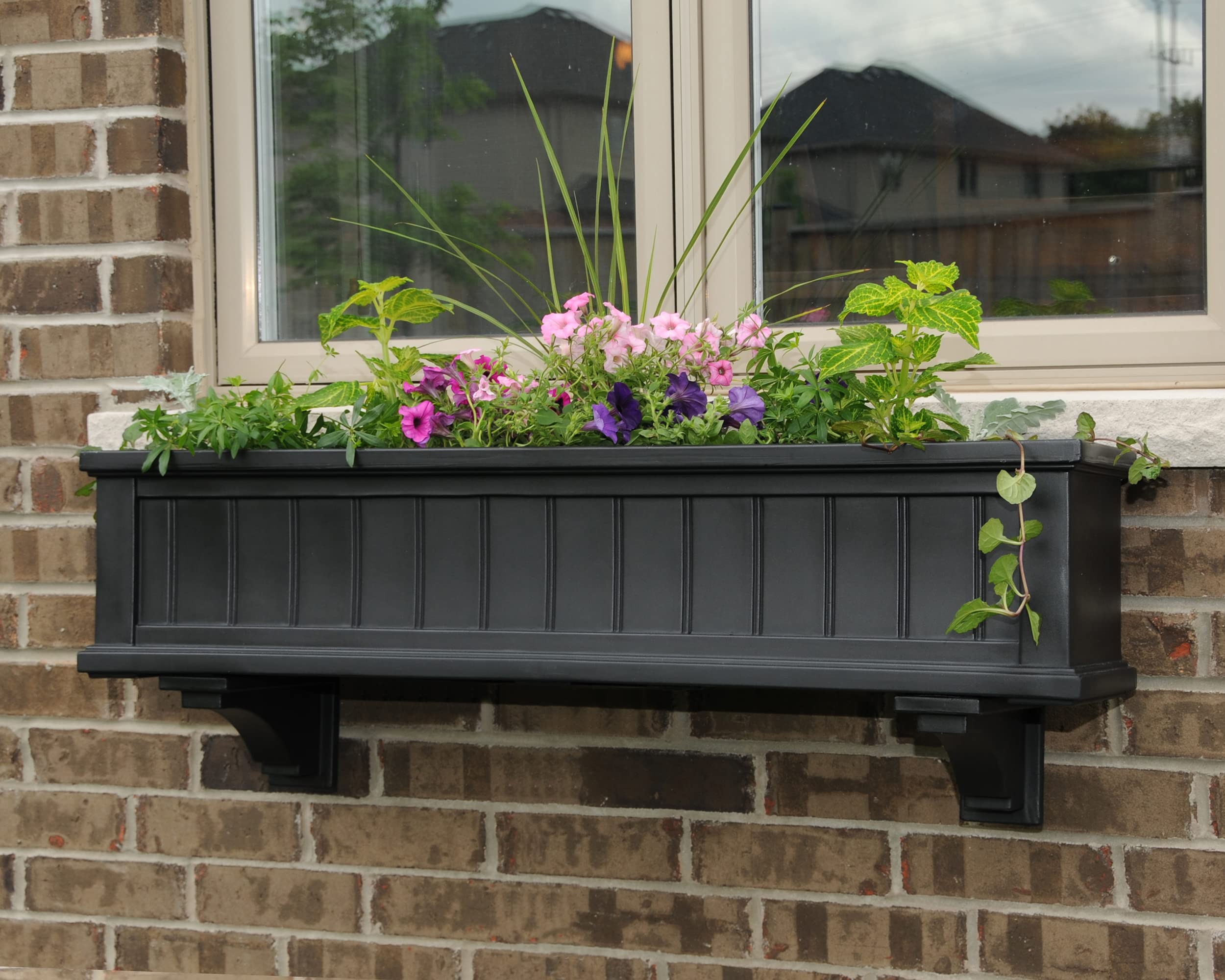 Mayne Cape Cod 4ft Window Box - Black - 48in L x 11in W x 10.8in H - Polyethylene - Built-in Water Reservoir (4841-B) - Image 9